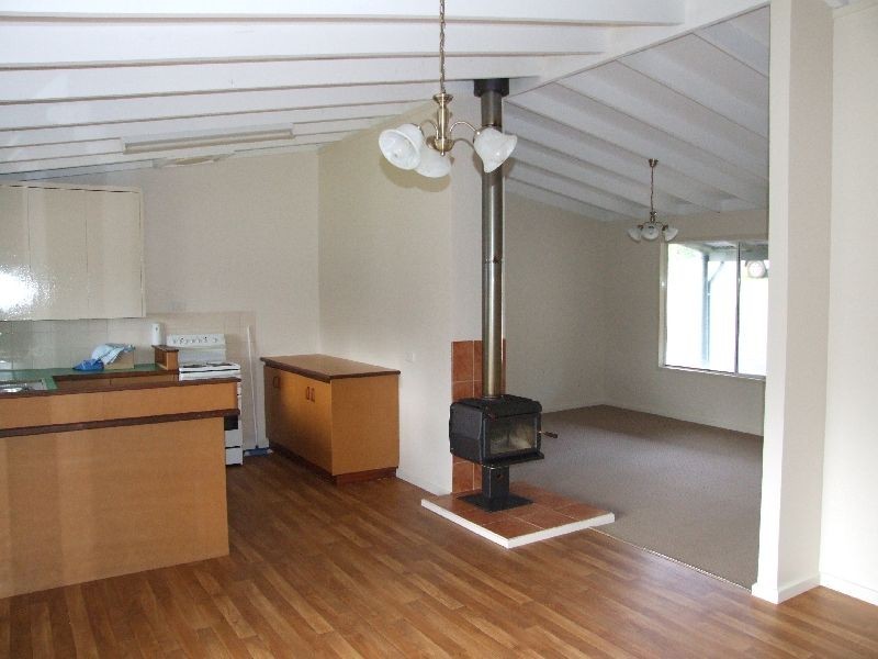 10 Cora, Donnybrook WA 6239