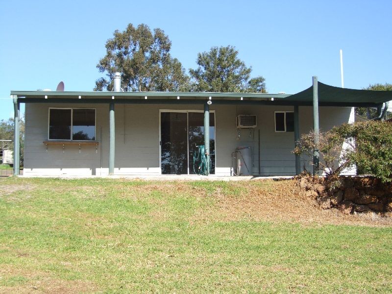 10 Cora, Donnybrook WA 6239