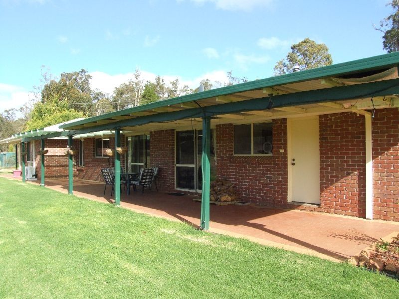 5 Hackett Rd, Donnybrook WA 6239