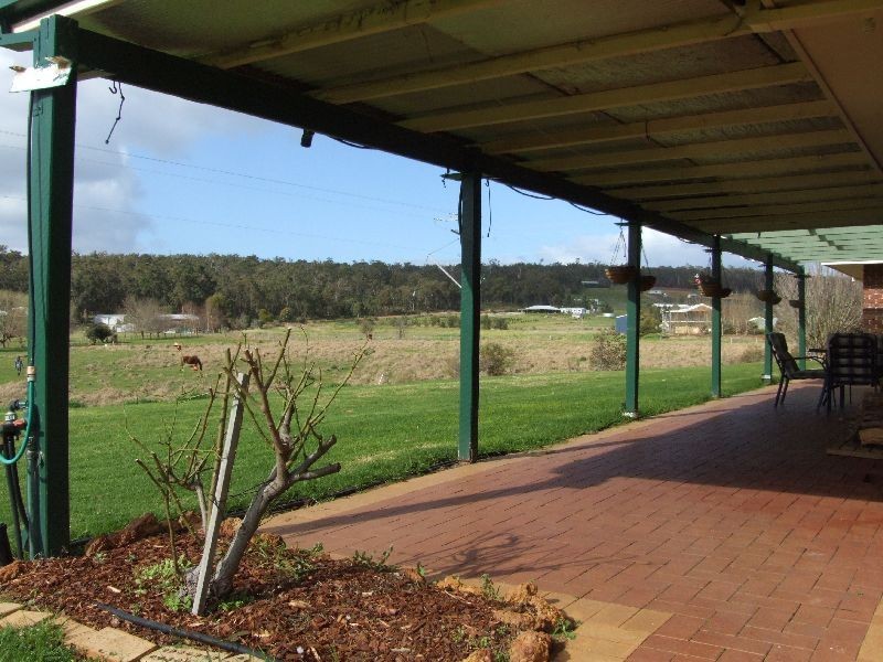 5 Hackett Rd, Donnybrook WA 6239