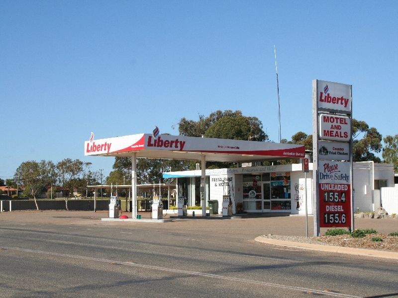 1 & 9 Stubbs Street, Lake Grace WA 6353