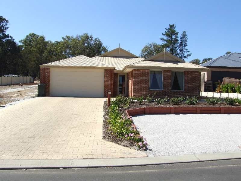 86 Victoria Parade, Donnybrook WA 6239