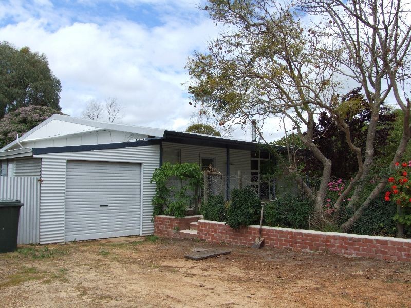 62 Yelverton, Donnybrook WA 6239