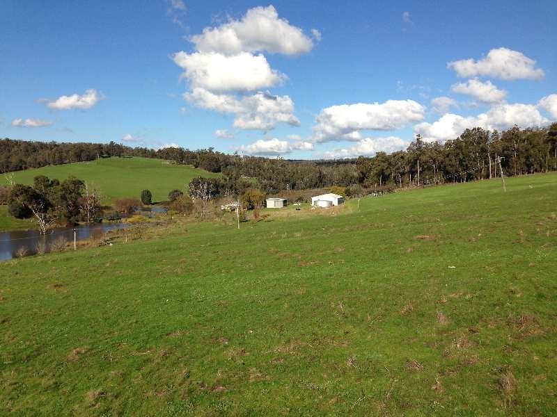 327 Jones Rd, Kirup WA 6251