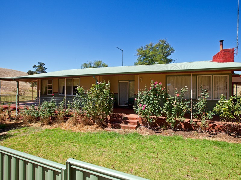2006 Upper Capel Rd, Donnybrook WA 6239