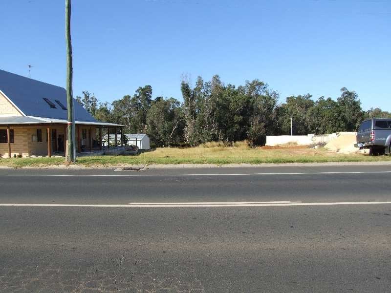 8 South Western Highway, Donnybrook WA 6239