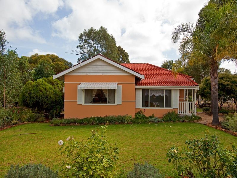 11 Thomson, Donnybrook WA 6239