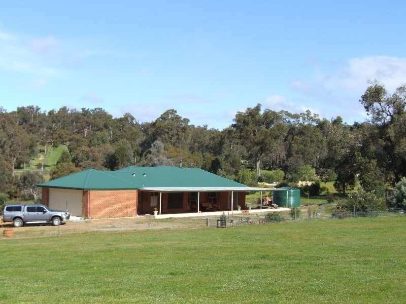 9 Lomandra Rd, Donnybrook WA 6239