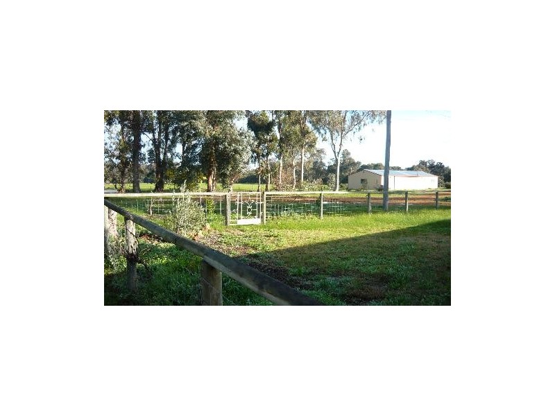 236 Wooding Road, Mcalinden WA 6225