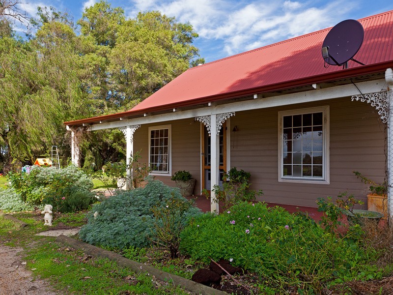 242 Bell Road, Elgin WA 6237