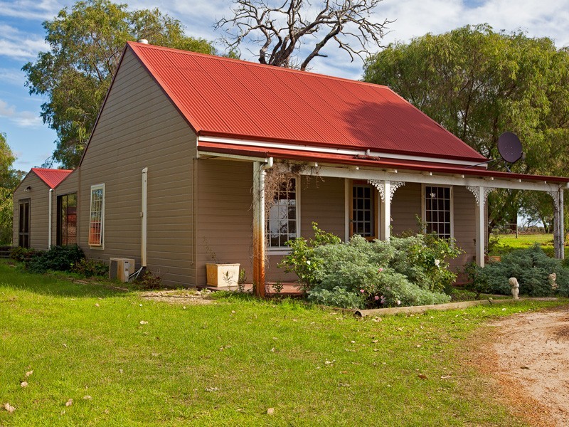 242 Bell Road, Elgin WA 6237