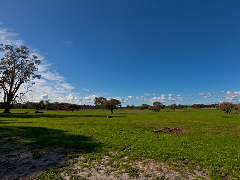 242 Bell Road, Elgin WA 6237