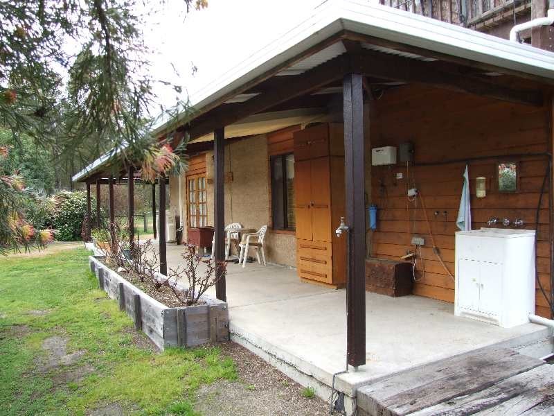 1 & 3 Giles Street, Wilga WA 6243