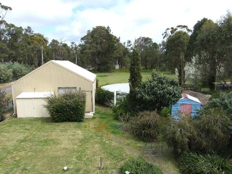 1 & 3 Giles Street, Wilga WA 6243