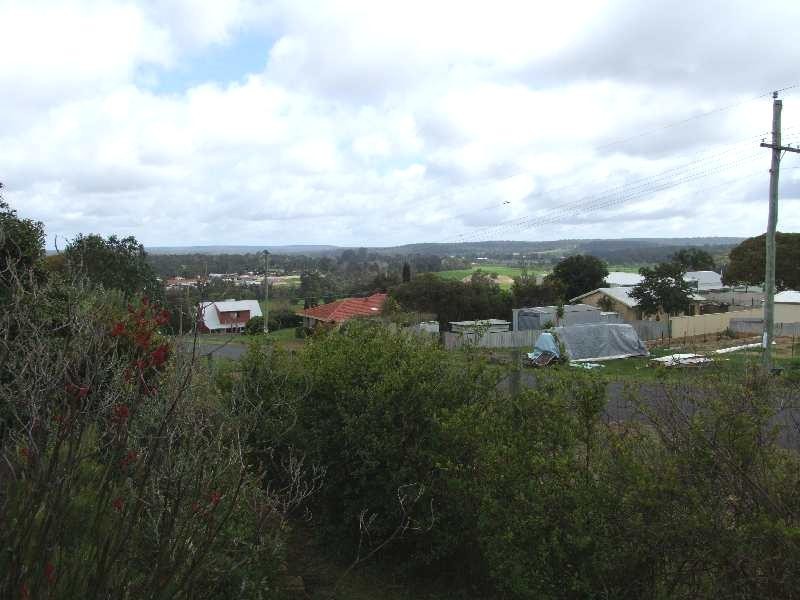 25 Smith Street, Donnybrook WA 6239