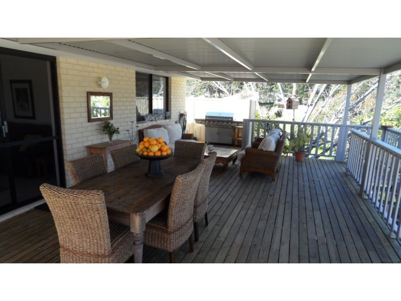 67 Victoria Parade, Donnybrook WA 6239