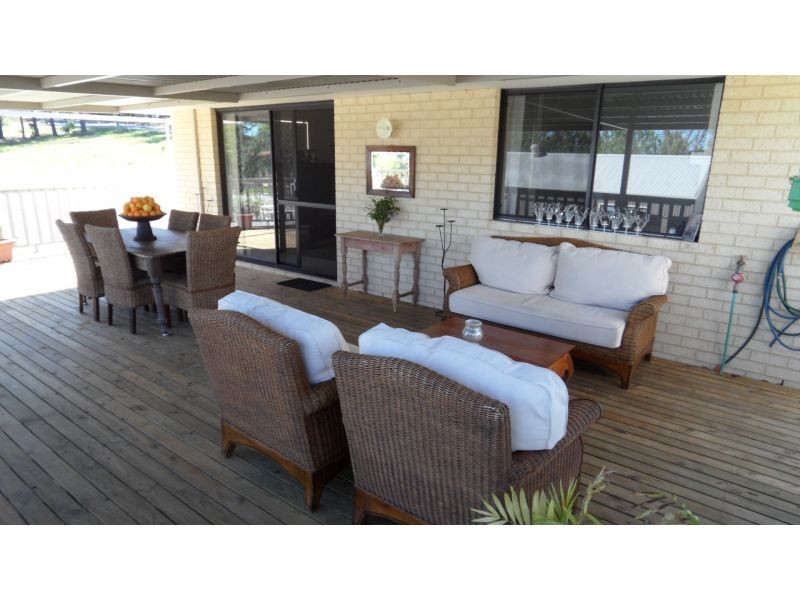 67 Victoria Parade, Donnybrook WA 6239