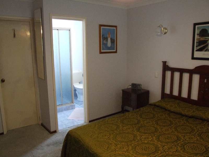 6 Castle Place, Donnybrook WA 6239