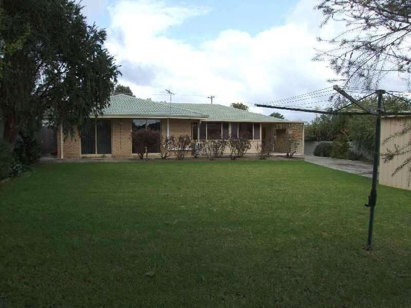 6 Castle Place, Donnybrook WA 6239