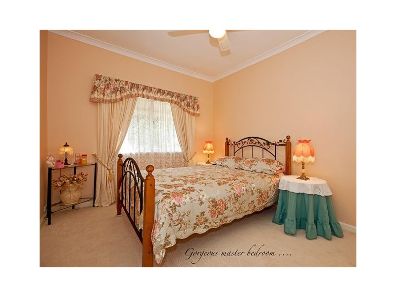 11 Thomson, Donnybrook WA 6239