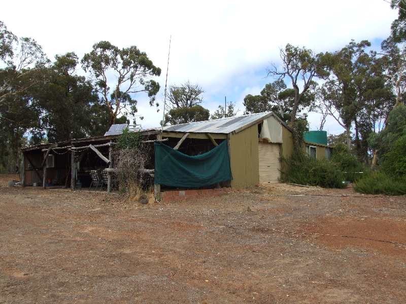 Lot 3721,  Chapman road, Mcalinden WA 6225