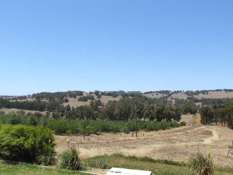 31 Sears cl, Donnybrook WA 6239