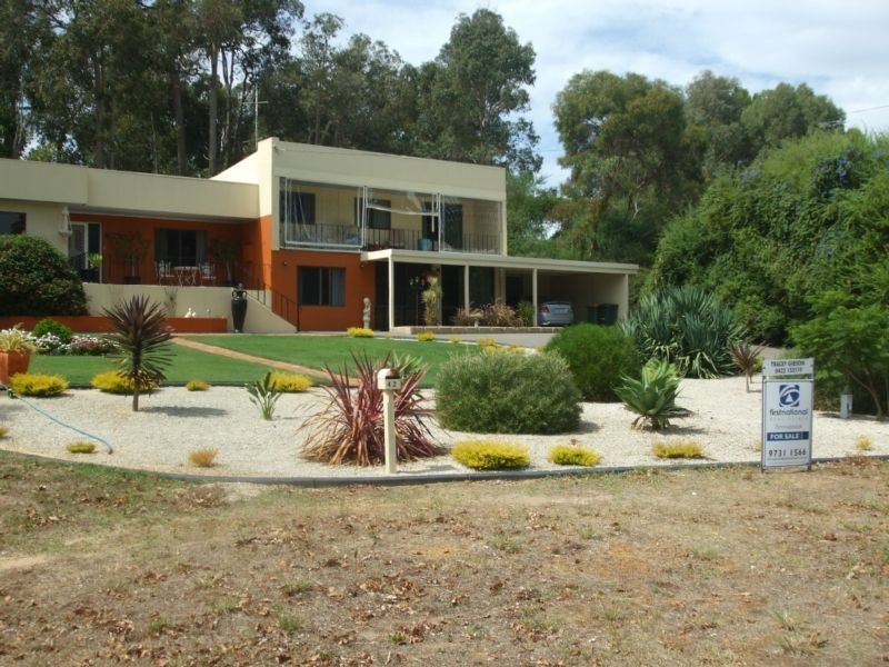 42 Thomson, Donnybrook WA 6239