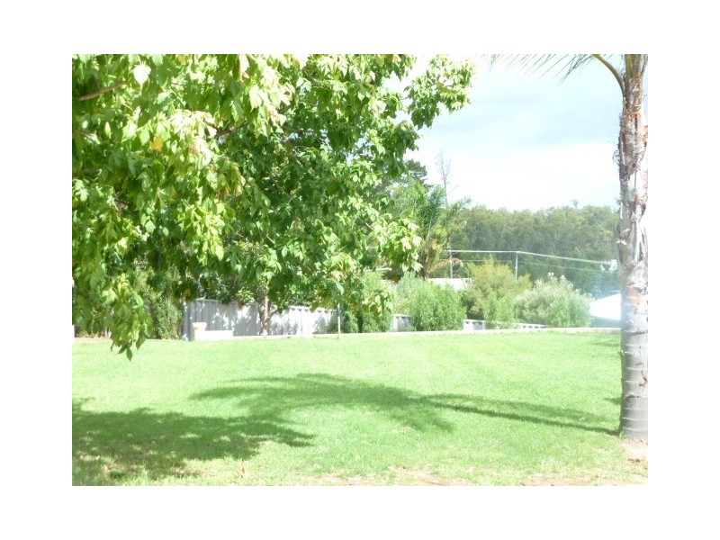 55 Victoria Parade, Donnybrook WA 6239