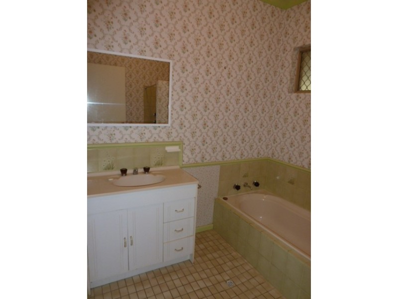 46 Victoria Parade, Donnybrook WA 6239