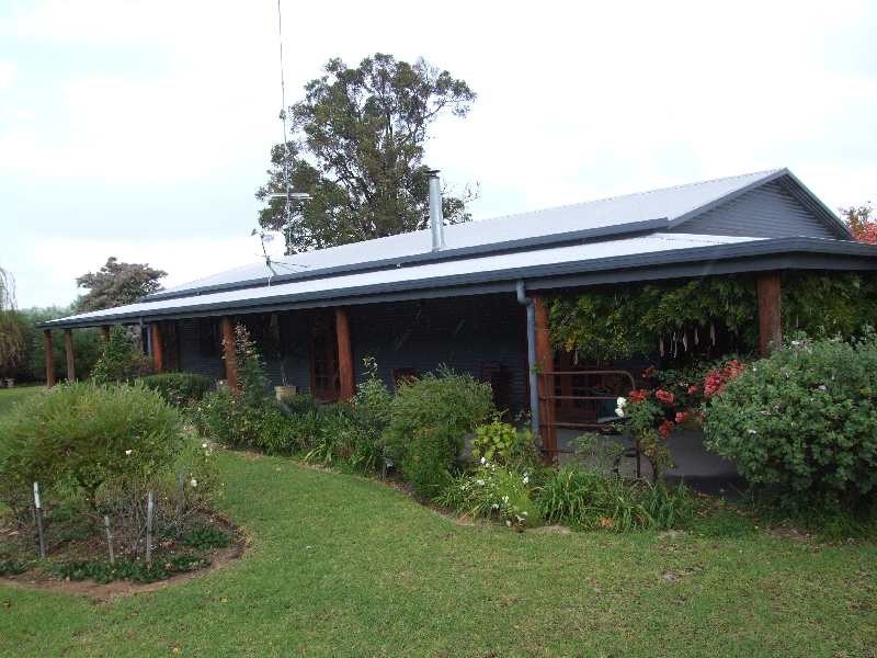 20594 South Western Hwy, Kirup WA 6251