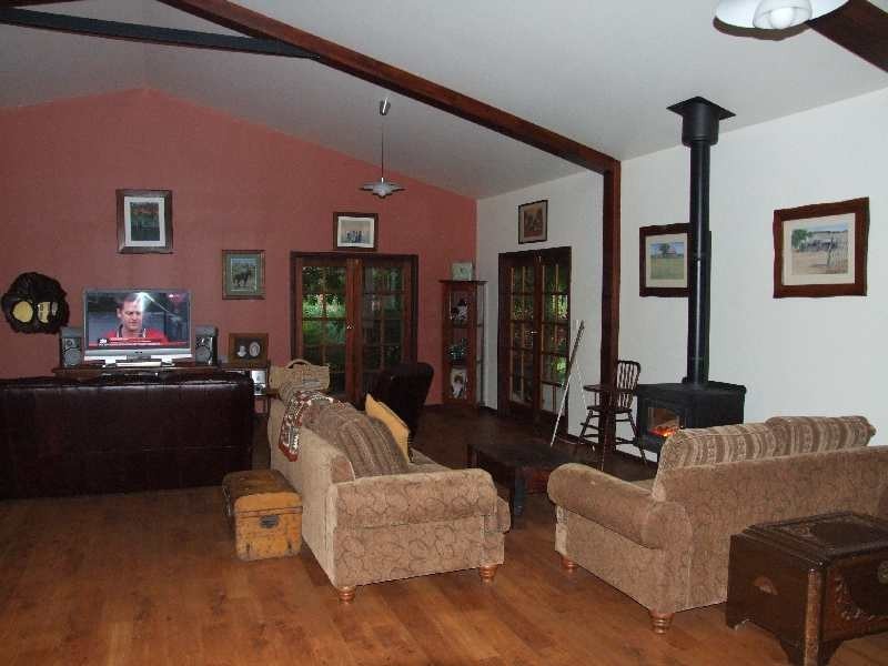 20594 South Western Hwy, Kirup WA 6251