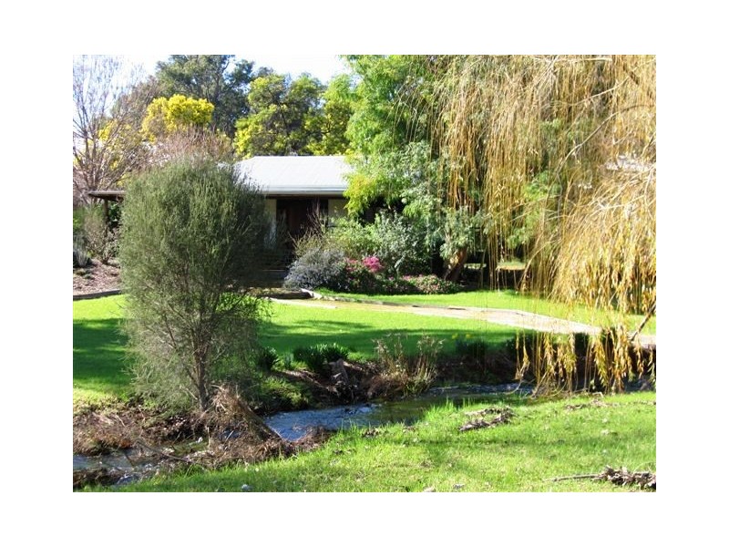 36 Jayes Road, Balingup WA 6253