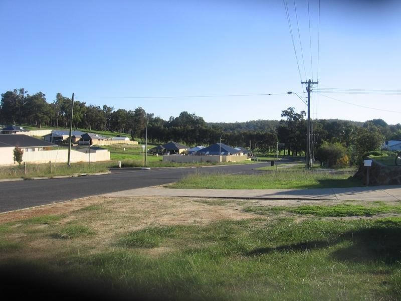 16 Bond Street, Donnybrook WA 6239