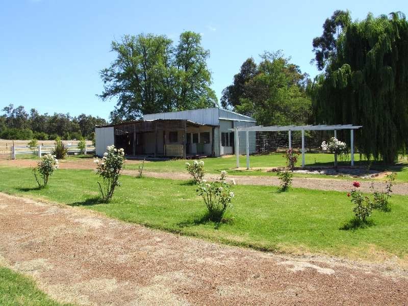 35 Fowler Street, Yabberup WA 6239