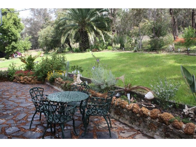 1 Crendon Road, Donnybrook WA 6239