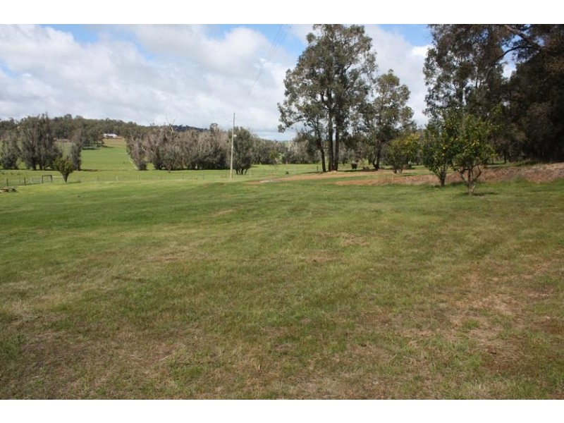 1 Crendon Road, Donnybrook WA 6239