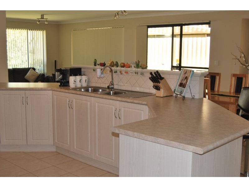 5 Durack Street, Dalyellup WA 6230