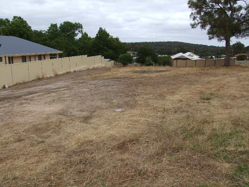 63 Victoria Pde, Donnybrook WA 6239