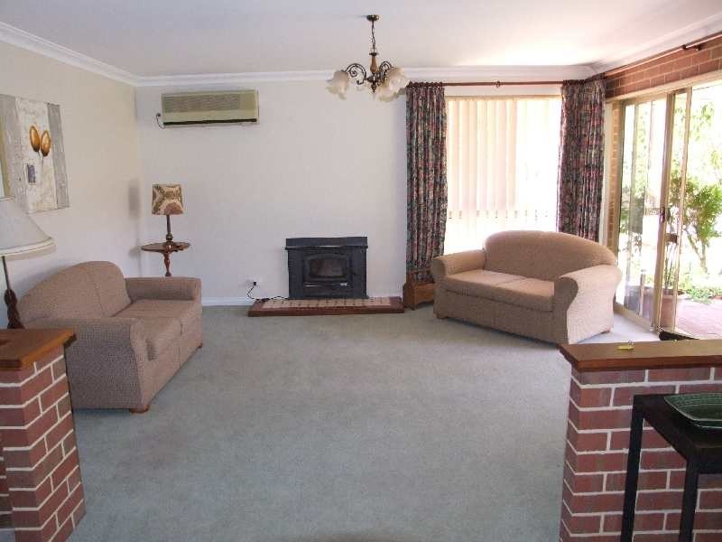 122 Lucy Victoria Ave, Australind WA 6233