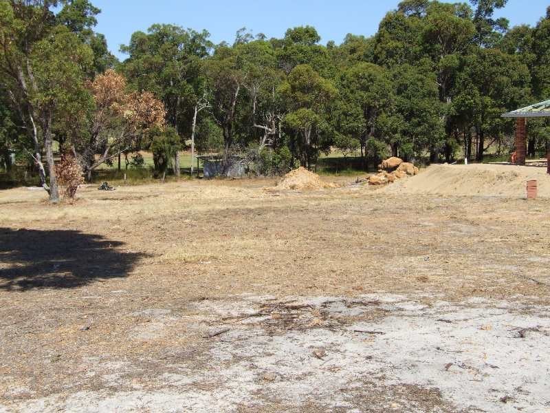 31 Leschenaultia, Donnybrook WA 6239