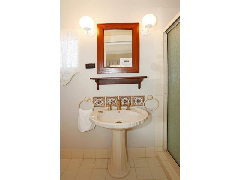 21066 South Western hwy, Mullalyup WA 6252