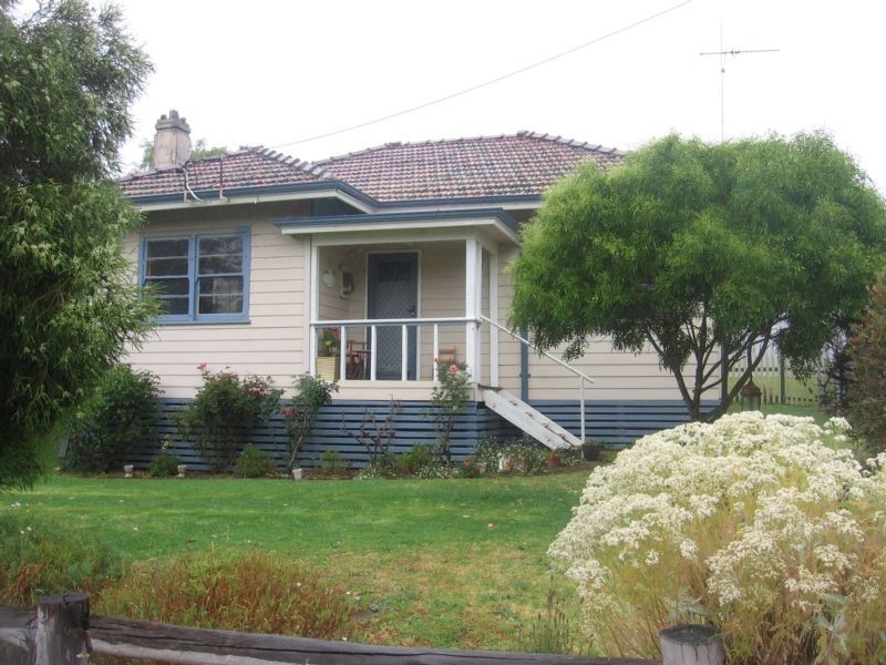 47 Railway Parade, Boyup Brook WA 6244