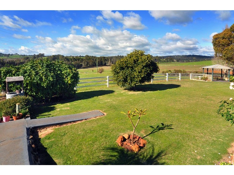 238 Wade Road, Brookhampton WA 6239