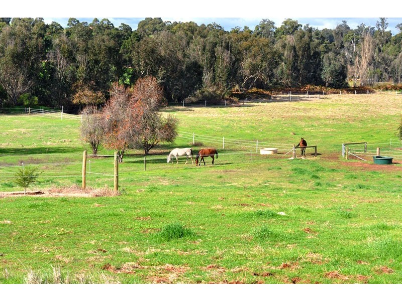 238 Wade Road, Brookhampton WA 6239