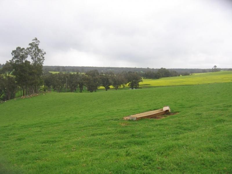 132 Lodge Rd, Boyup Brook WA 6244