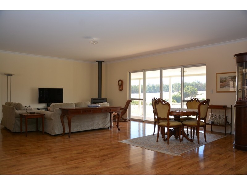 800 Mailman Road, Brazier WA 6251