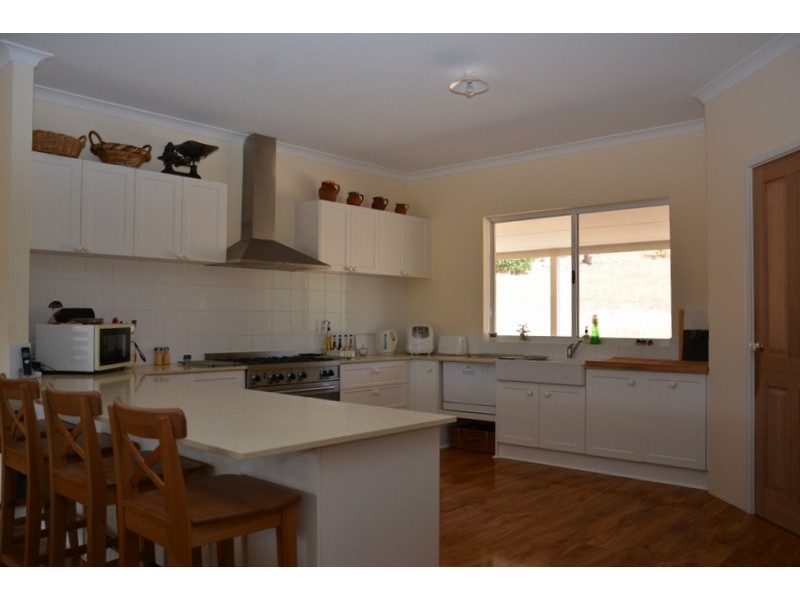 800 Mailman Road, Brazier WA 6251