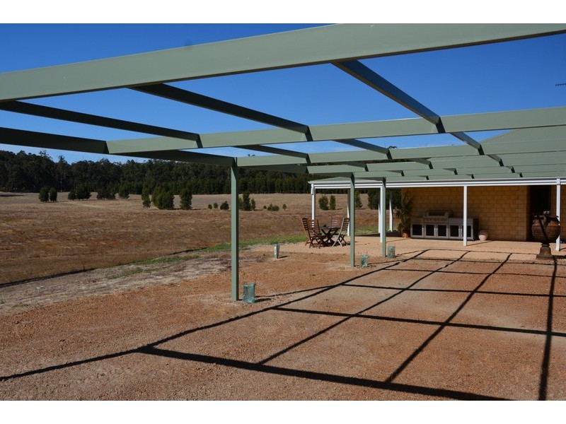 800 Mailman Road, Brazier WA 6251
