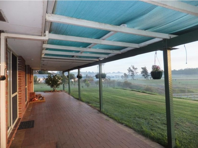 5 Hackett Road, Brookhampton WA 6239