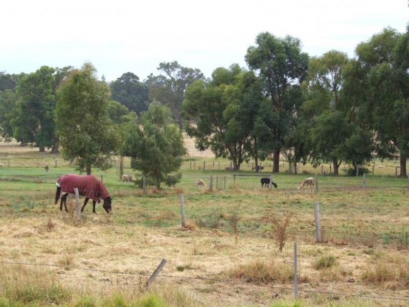 5 Hackett Road, Brookhampton WA 6239